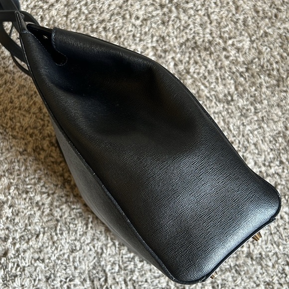 FURLA
Black Leather Tote Bag - Picture 5 of 16